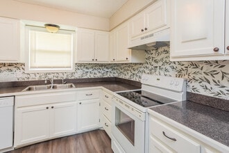 700 Zay Dr in Excelsior Springs, MO - Building Photo - Building Photo