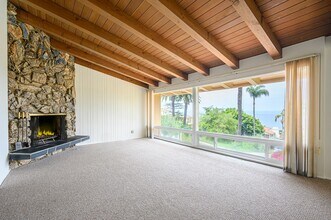 552 Vía Del Monte in Palos Verdes Estates, CA - Building Photo - Building Photo