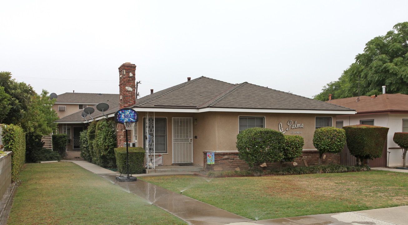 La Palma Apartments in Arcadia, CA - Building Photo