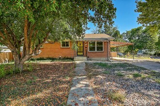 1790 S Upham St in Lakewood, CO - Building Photo - Building Photo