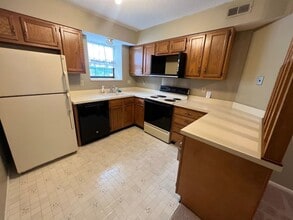 2802 Par Valley Ct in St. Louis, MO - Building Photo - Building Photo
