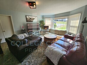 1141 Barclay Terrace in Winston-Salem, NC - Building Photo - Building Photo
