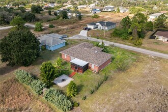 2613 39th St SW in Lehigh Acres, FL - Building Photo - Building Photo