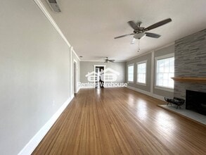 4130 1st Ave S in St. Petersburg, FL - Foto de edificio - Building Photo