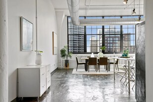 500 Robert St N in St. Paul, MN - Building Photo