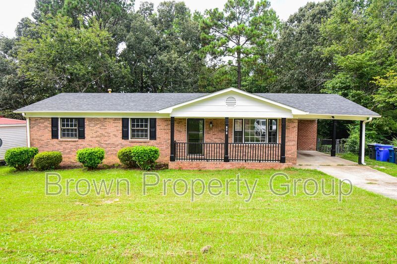 870 Bedrock Dr in Fayetteville, NC - Building Photo