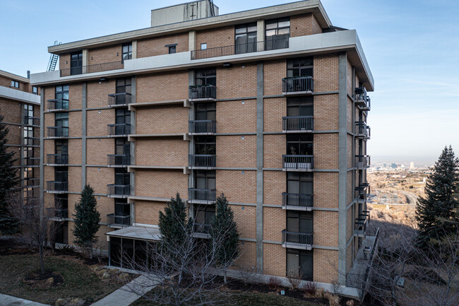 960 S Donner Way in Salt Lake City, UT - Building Photo - Building Photo