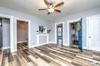 6 Gilbert Ave in New Haven, CT - Building Photo - Building Photo