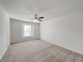 4903 Hidden Nest Ct in Houston, TX - Building Photo - Building Photo