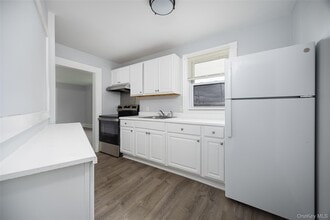 39 Fowler Ave in Carmel, NY - Building Photo - Building Photo
