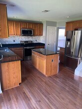 14268 Town Commons Way in Gainesville, VA - Building Photo - Building Photo