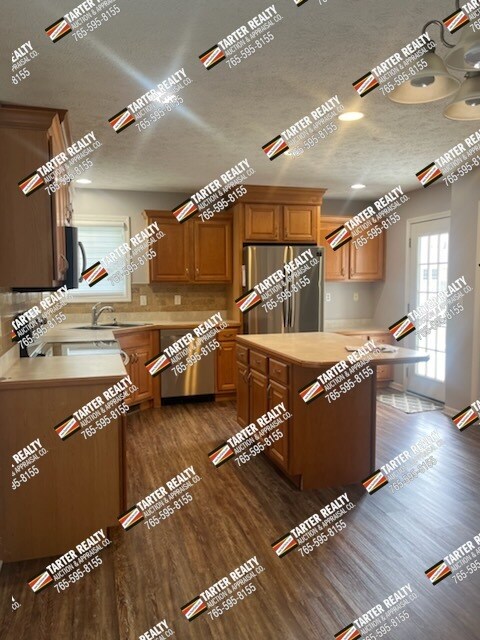 1608 S Stapleton Dr in Yorktown, IN - Building Photo - Building Photo
