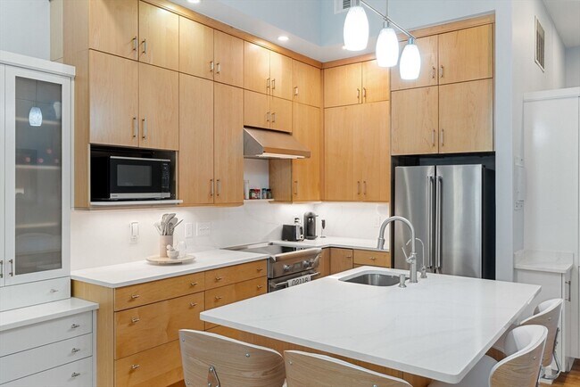 property at 758 Tremont St