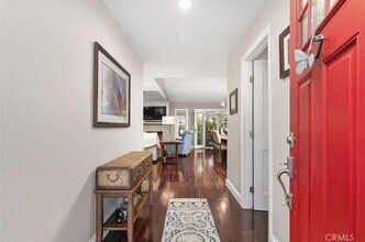 17552 Putney Cir in Huntington Beach, CA - Building Photo - Building Photo