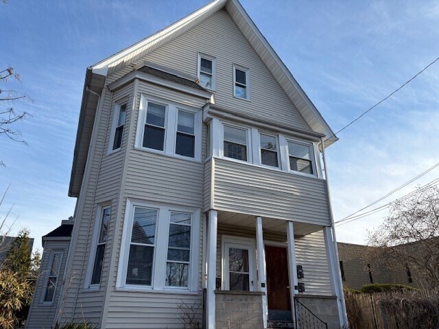 73 Nichols Ave in Watertown, MA - Building Photo