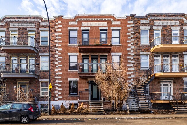 3448-3456 D'iberville St in Montréal, QC - Building Photo - Primary Photo