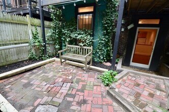 70 Clarendon St, Unit 1 in Boston, MA - Foto de edificio - Building Photo