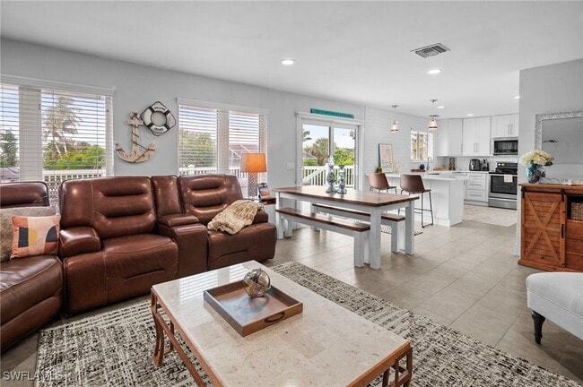property at 474 Lake Murex Cir