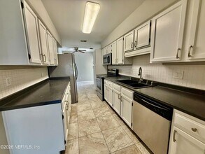 902 Lakeridge Dr in Orange Park, FL - Building Photo - Building Photo