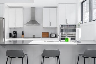 603 Queens Ave in London, ON - Building Photo - Building Photo