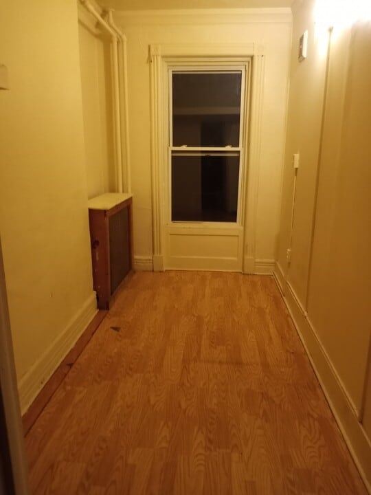 150 Lark St, Unit 1 rear 1st floor in Albany, NY - Foto de edificio
