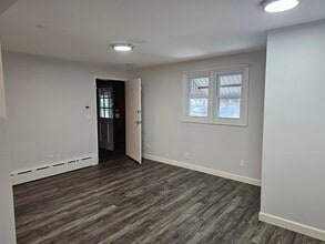 242 Kent Ave in Bridgeport, CT - Building Photo - Building Photo