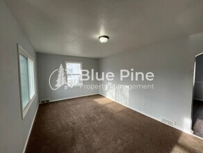 1322 S 4th Ave in Pocatello, ID - Building Photo - Building Photo