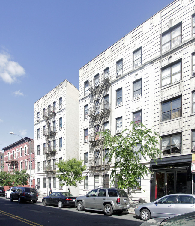 431 Audubon Ave in New York, NY - Building Photo - Building Photo