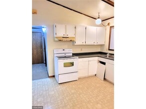 921-935 Pearl St in Prescott, WI - Building Photo - Building Photo