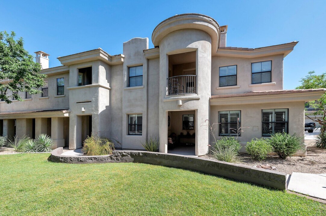 10055 N 142nd St in Scottsdale, AZ - Building Photo