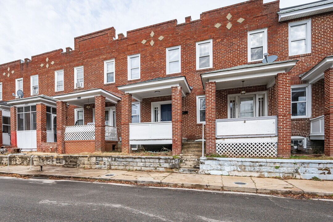 1015 Bank St in Hopewell, VA - Building Photo