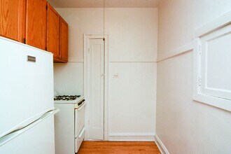 1848 N Humboldt Blvd, Unit A08W in Chicago, IL - Foto de edificio - Building Photo