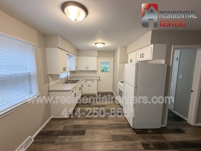 property at 5826 N 117th St