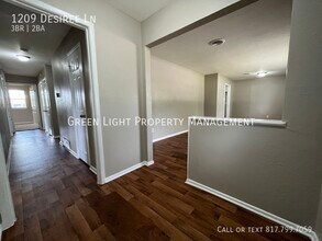1209 Desiree Ln in Hurst, TX - Building Photo - Building Photo