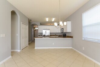 5426 Passing Pine Ln in Zephyrhills, FL - Building Photo - Building Photo