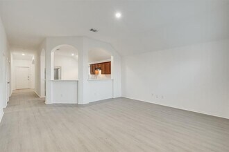 298 Fall Dr in Kyle, TX - Building Photo - Building Photo