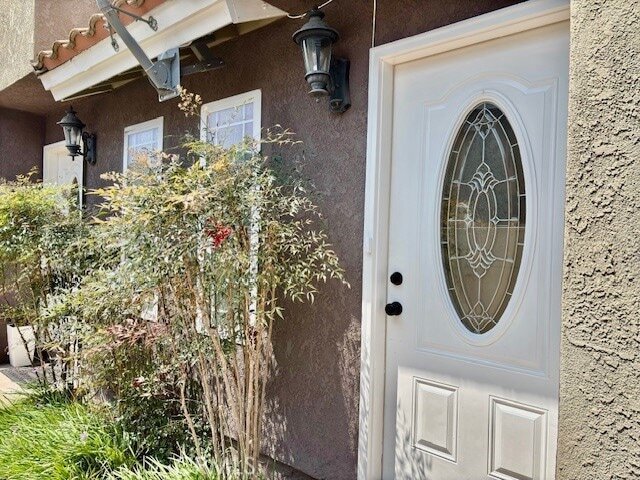 685 W 18th St, Unit 2 in Costa Mesa, CA - Building Photo - Building Photo