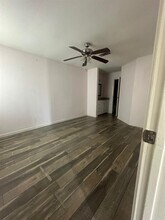 728 Memorial Mews St in Houston, TX - Building Photo - Building Photo