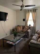 4848 Mississippi Ct in Jacksonville, FL - Foto de edificio - Building Photo