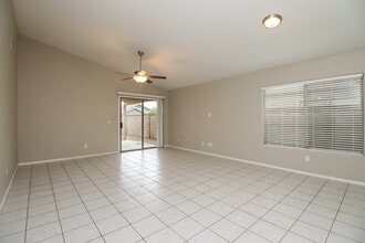 11259 E Caballero St in Mesa, AZ - Foto de edificio - Building Photo