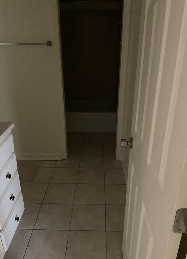 property at 1278 N River Rd