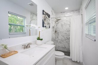 1 Strathaven Rd in Winter Park, FL - Building Photo - Building Photo