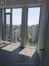 575-2575 Bloor St E in Toronto, ON - Building Photo - Building Photo