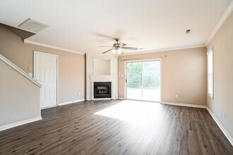 10030 Orchard Grass Ct in Charlotte, NC - Building Photo - Building Photo