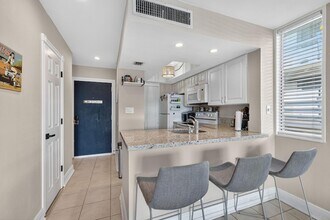 1531 SE 15th St, Unit 6 in Fort Lauderdale, FL - Foto de edificio - Building Photo