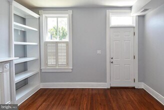 518 N Patrick St in Alexandria, VA - Building Photo - Building Photo