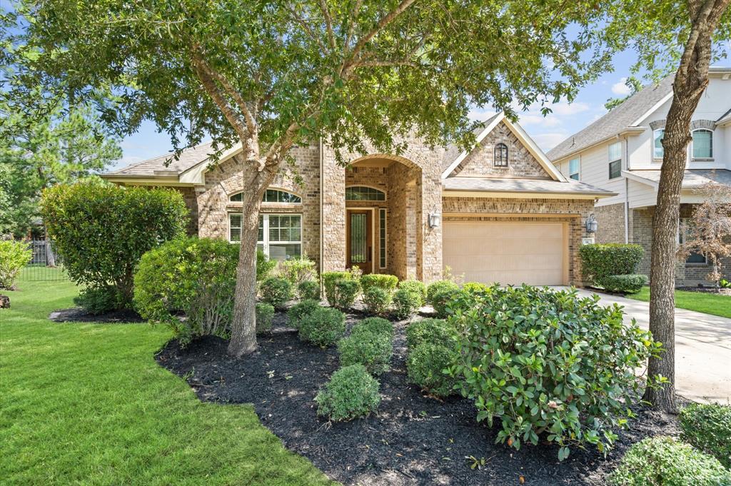 14 Camplight Court in Spring, TX - Building Photo