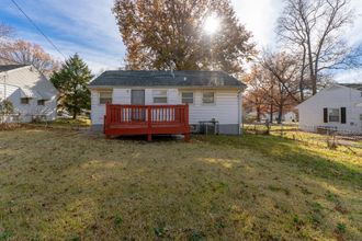 257 Cameron Rd in St. Louis, MO - Building Photo - Building Photo