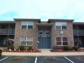 Canterbury House Apartments - Monticello