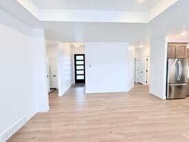 203 Strathmore Ln in Cedar City, UT - Building Photo